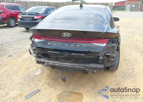2021 Hyundai Elantra Se z USA, uszkodzony, nr VIN 5NPLL4AG3MH014264